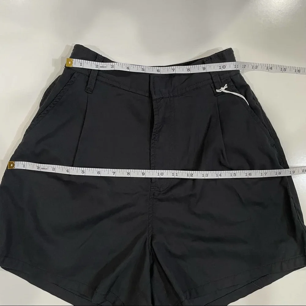Good American Summer Boss Shorts